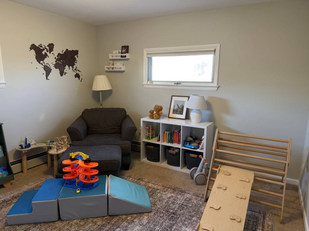 House for rent at 15 E Market St, Lititz, PA 17543