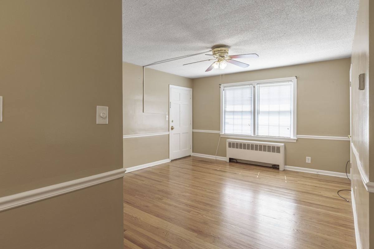 Apartment for rent at 1600 W Front St, Burlington, NC 27215