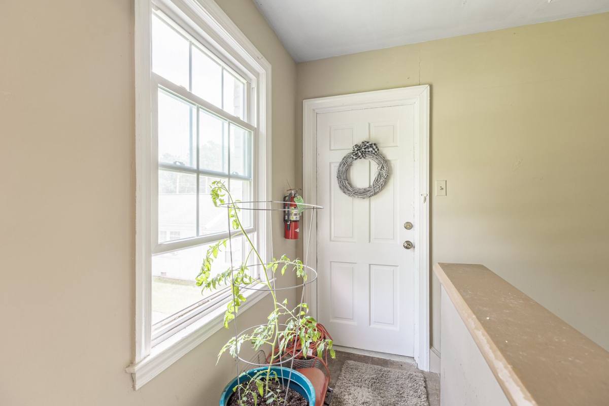 Apartment for rent at 1600 W Front St, Burlington, NC 27215