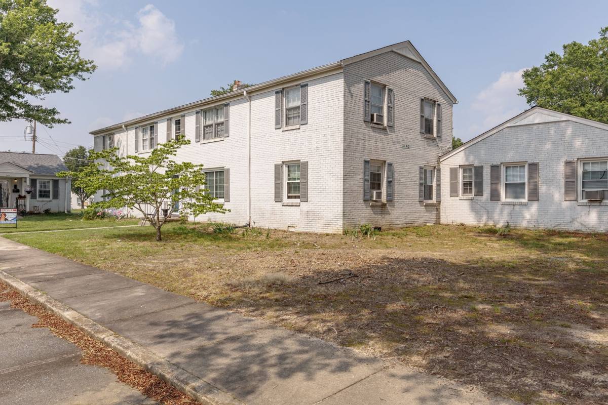 Apartment for rent at 1600 W Front St, Burlington, NC 27215