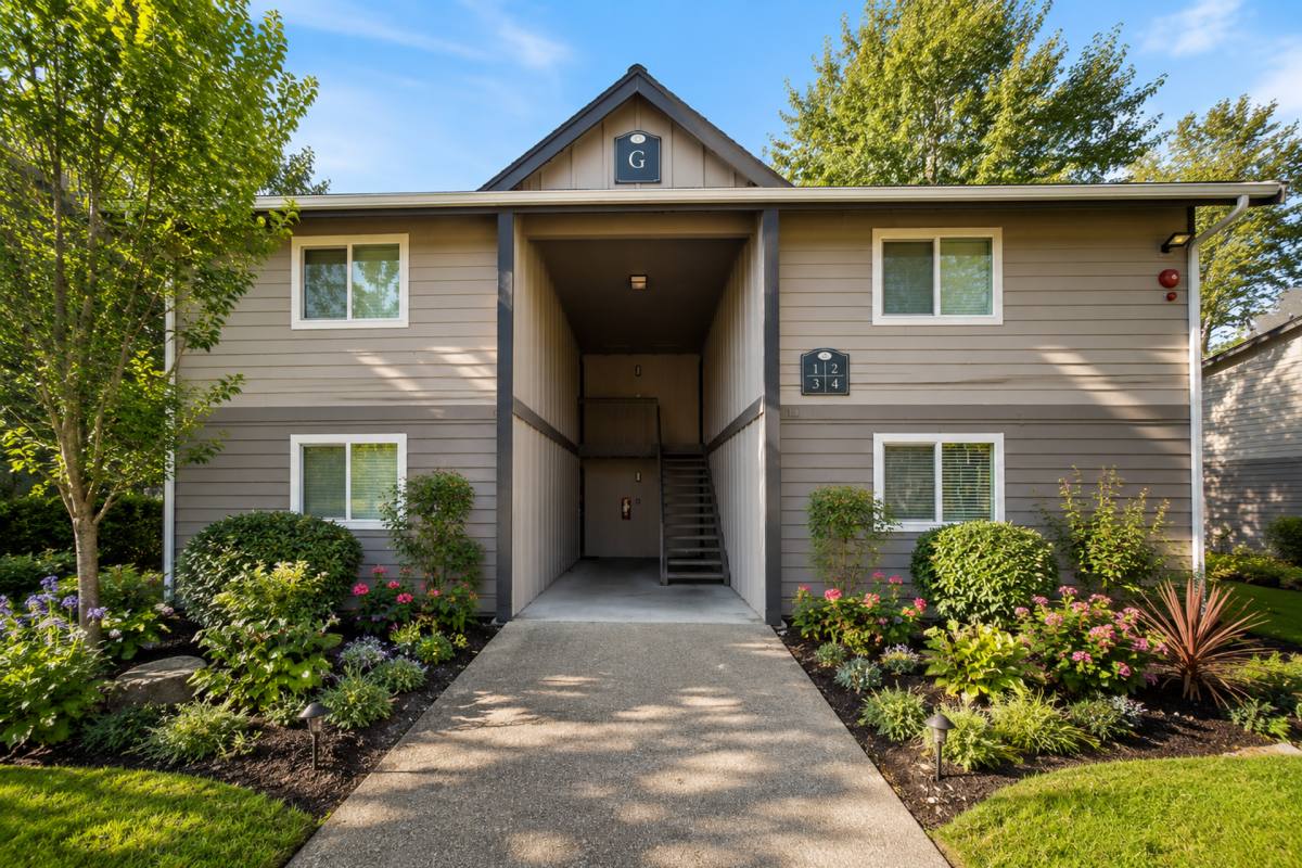 Apartment for rent at 1221 Evergreen Park Dr SW, Olympia, WA 98502