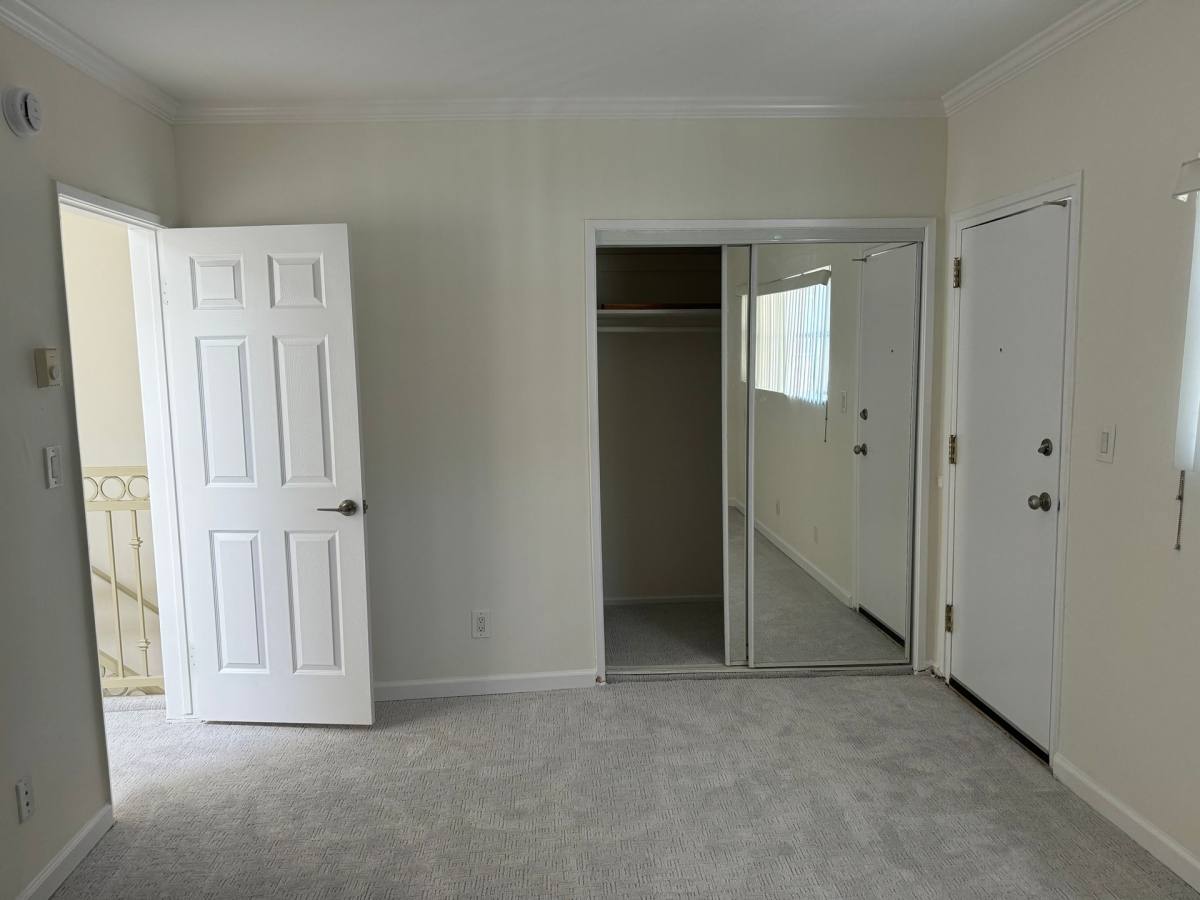 Apartment for rent at 8219 Redlands St, Playa Del Rey, CA 90293