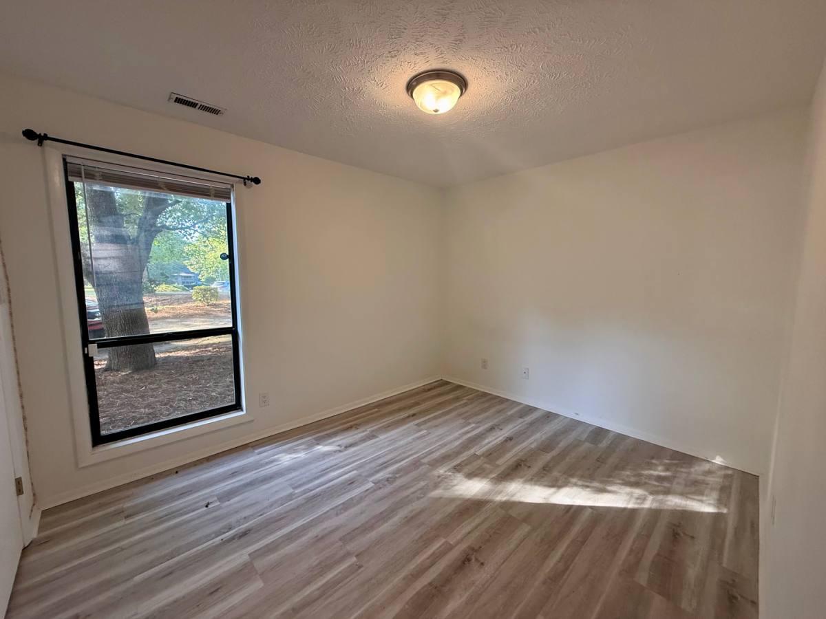Condo for rent at 1882 Tryon Dr, Fayetteville, NC 28303