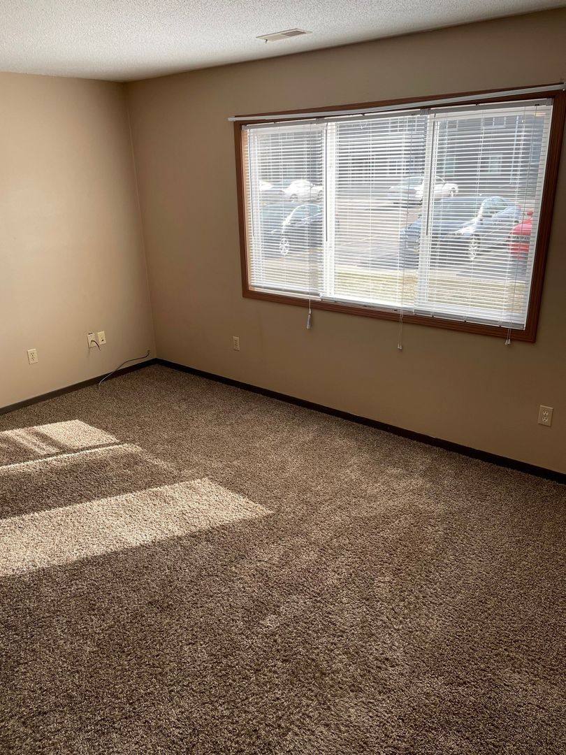 Apartment for rent at 121, 3, 5, 7, 9, 31 12th Ave S, Brookings, SD 57006