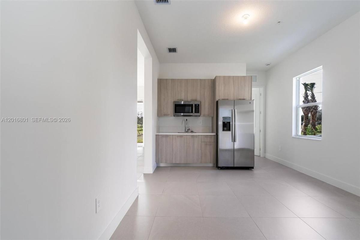 House for rent at 4480 SW 122nd Terrace, Fort Lauderdale, FL 33330