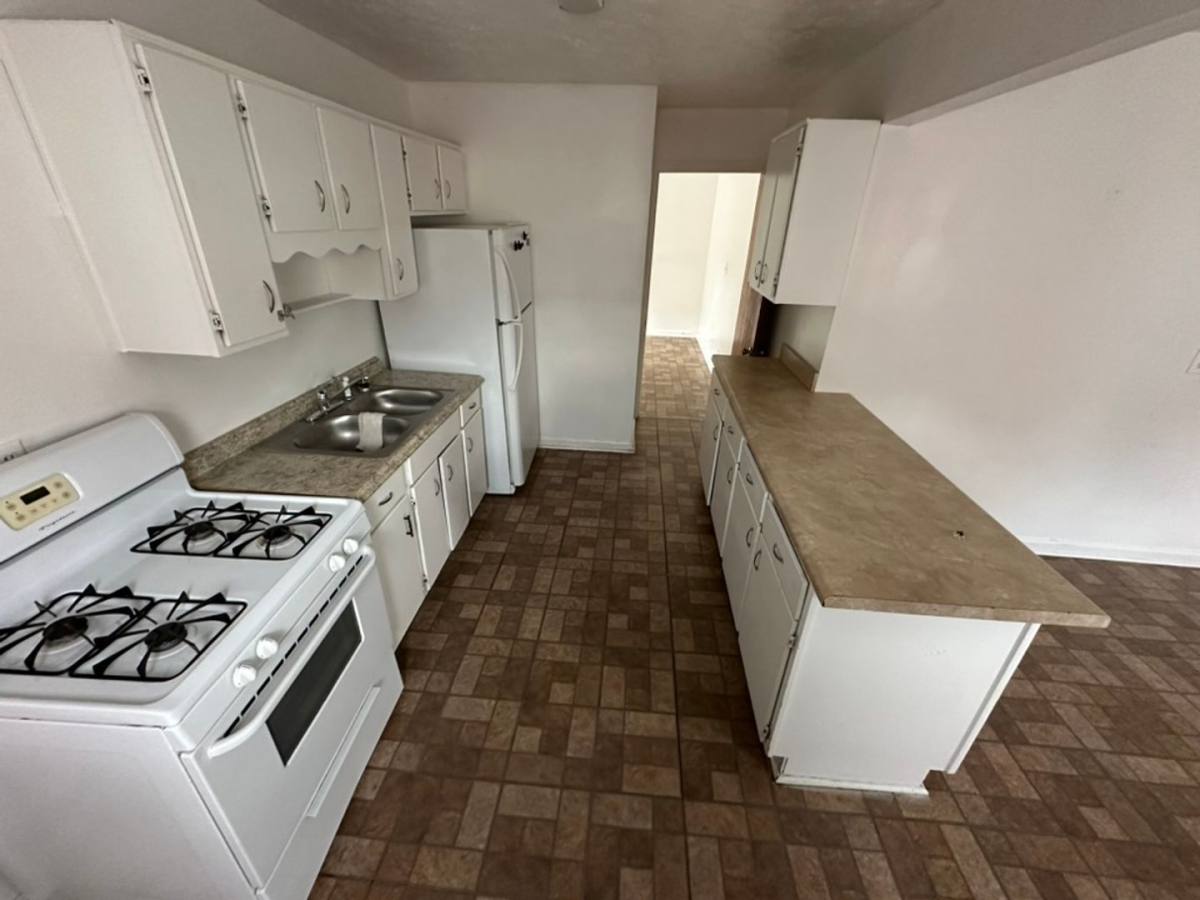 House for rent at 4514 Winnrose Way, Louisville, KY 40211