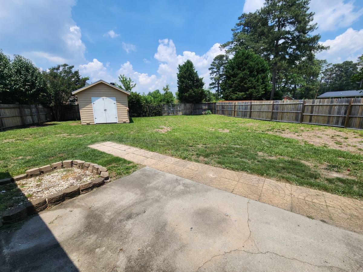 House for rent at 1549 Laurel Oak Dr, Fayetteville, NC 28314