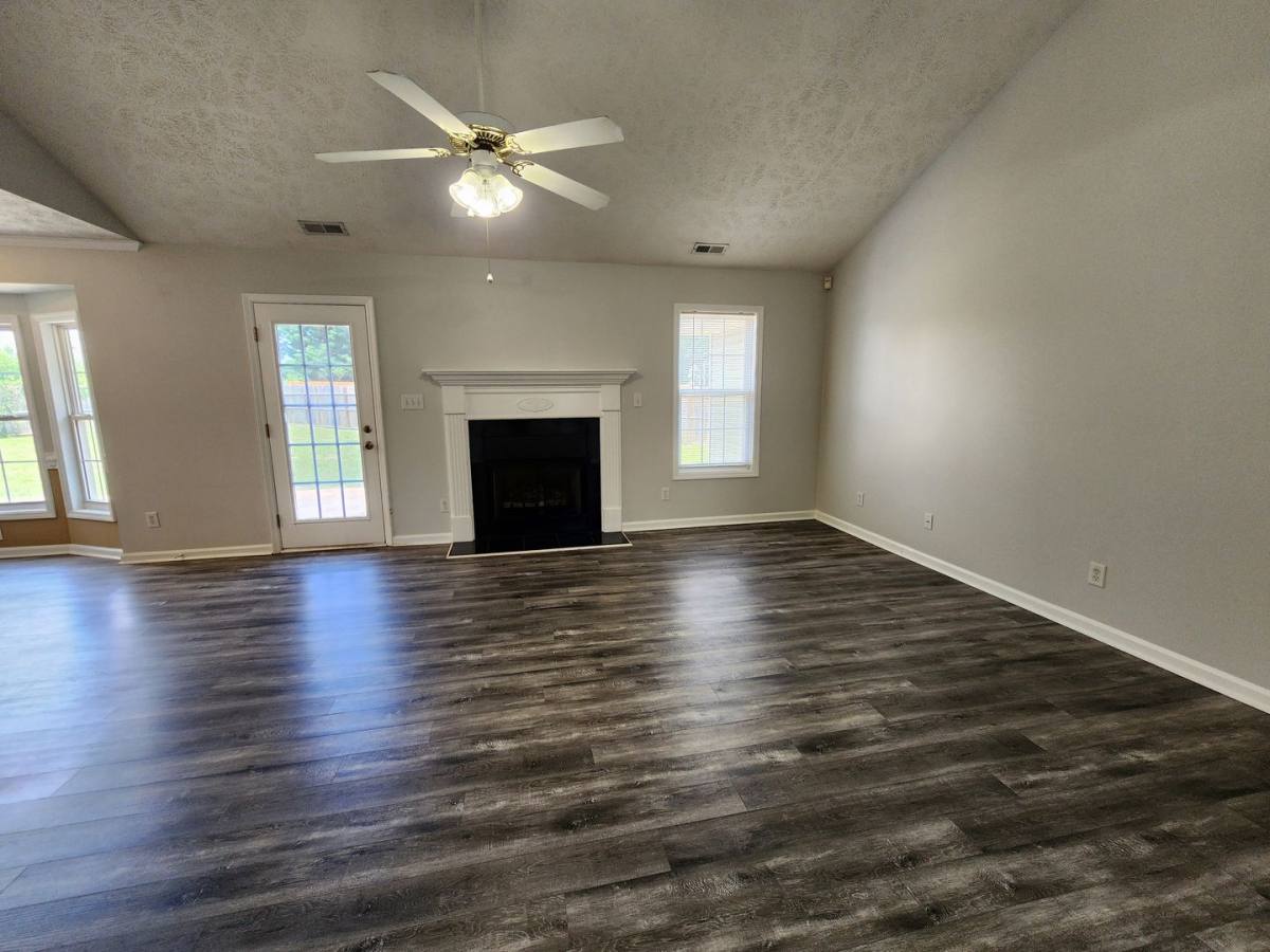 House for rent at 1549 Laurel Oak Dr, Fayetteville, NC 28314