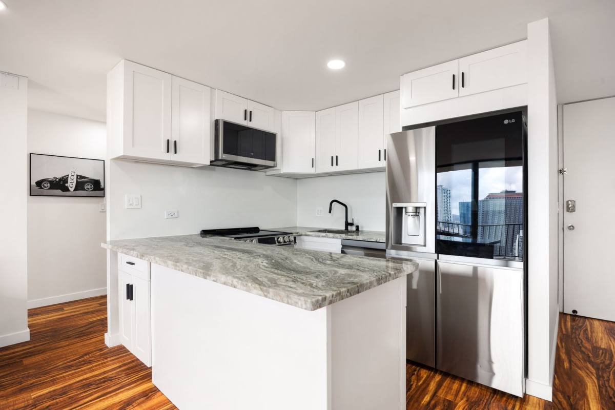 Apartment for rent at 411 Hobron Lane #2806, Honolulu, HI 96815