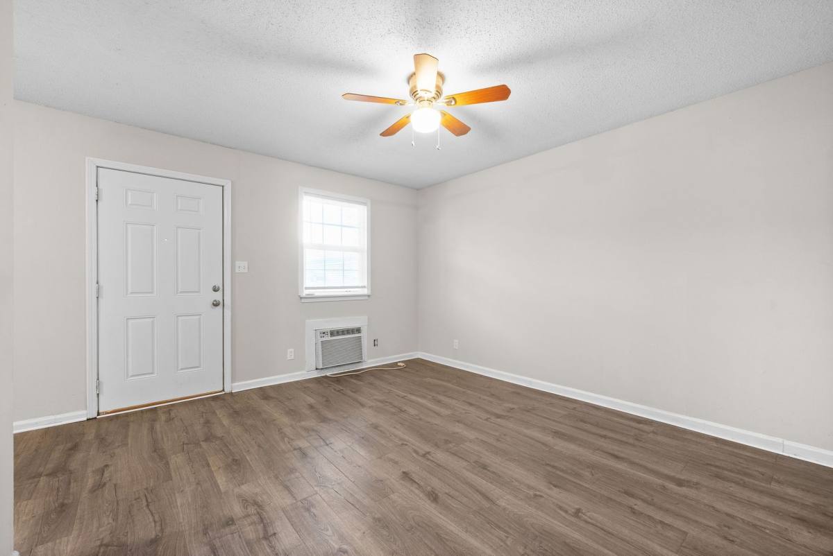 Townhouse for rent at 304 Chapel St, Clarksville, TN 37042