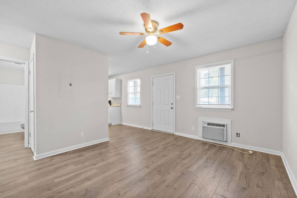 Townhouse for rent at 304 Chapel St, Clarksville, TN 37042