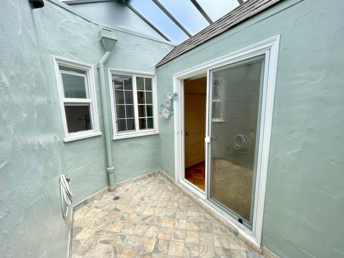 House for rent at 147 Forest View Dr, San Francisco, CA 94132