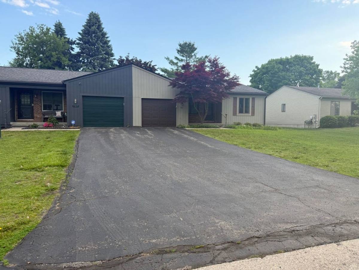 House for rent at 741 Woods Court, Walled Lake, MI 48390