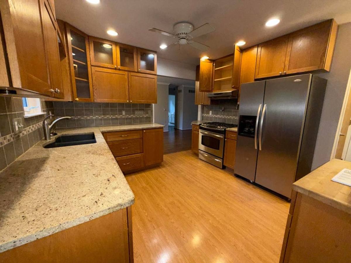 House for rent at 741 Woods Court, Walled Lake, MI 48390