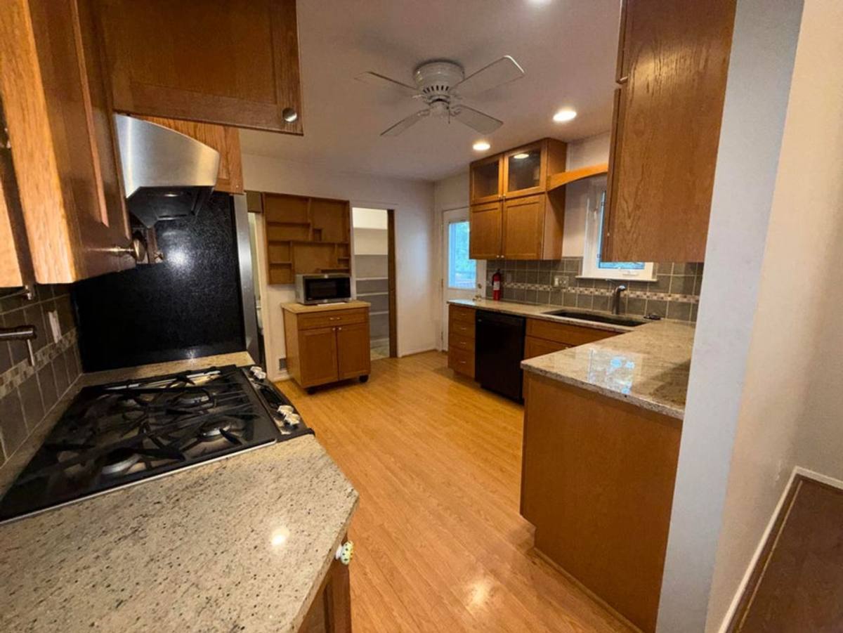 House for rent at 741 Woods Court, Walled Lake, MI 48390