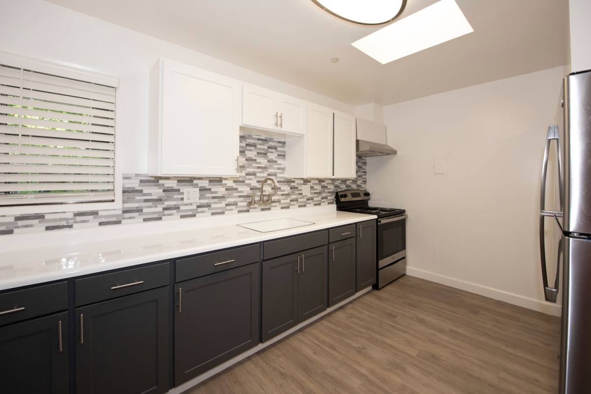 Apartment for rent at 2001-2005 Colony St, Mountain View, CA 94043