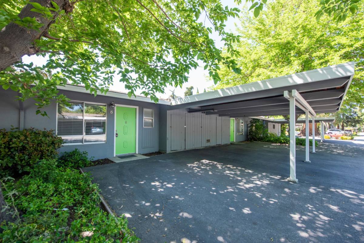 Apartment for rent at 2001-2005 Colony St, Mountain View, CA 94043
