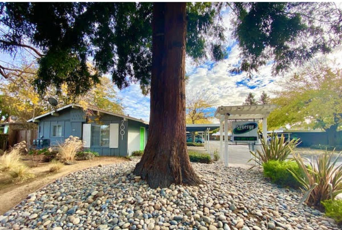 Apartment for rent at 2001-2005 Colony St, Mountain View, CA 94043