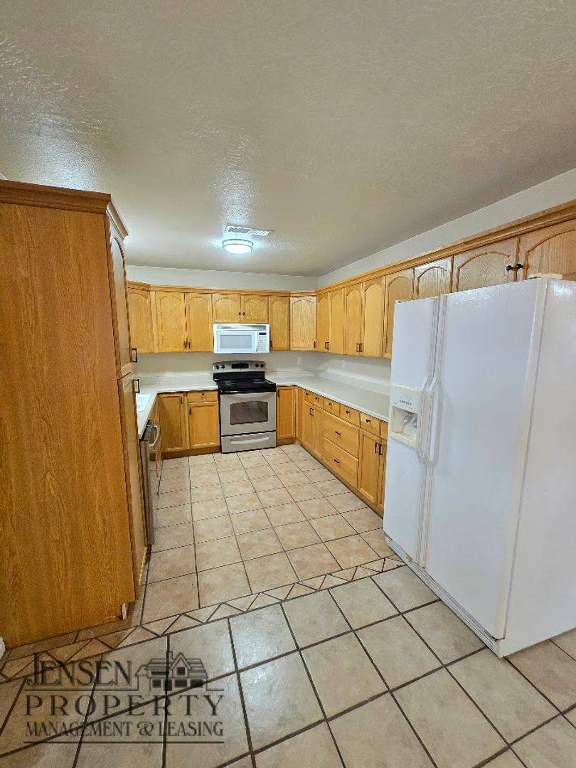 House for rent at 767 N 1700 E, Saint George, UT 84770