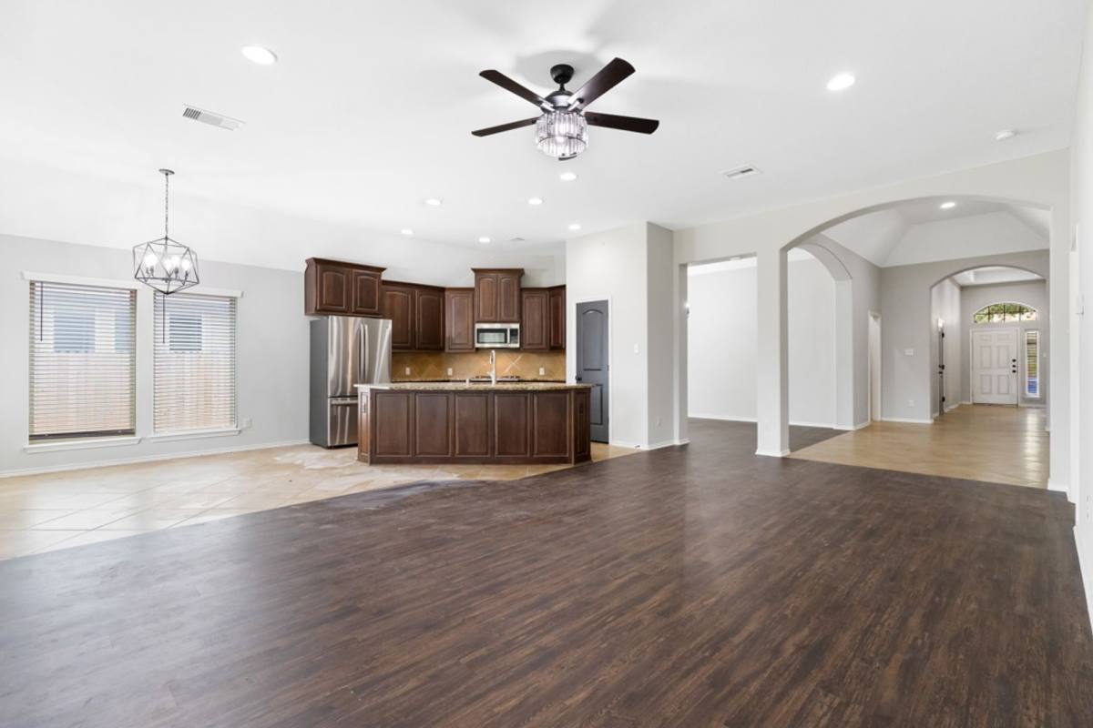 House for rent at 2185 Range Rd, Seguin, TX 78155