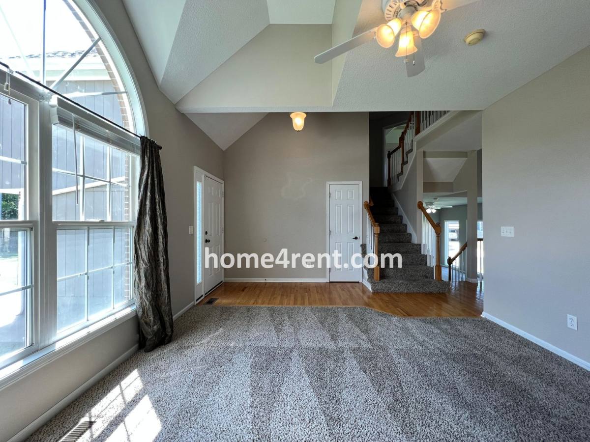 House for rent at 8310 NW 77th Terrace, Kansas City, MO 64152