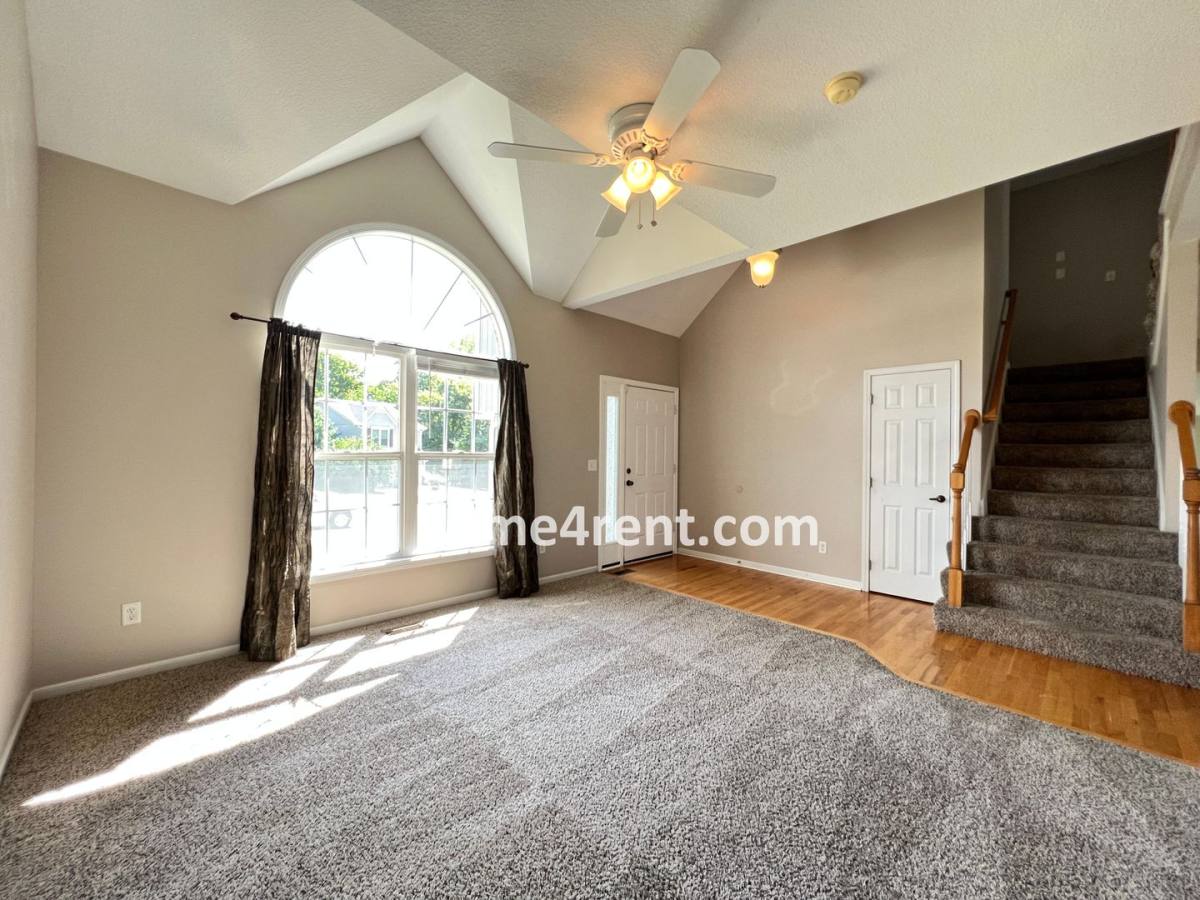 House for rent at 8310 NW 77th Terrace, Kansas City, MO 64152
