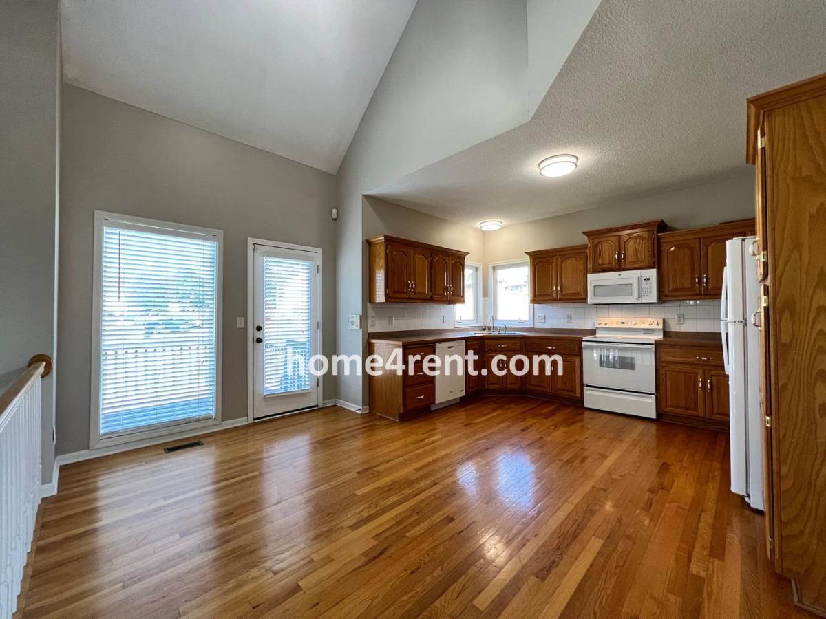 House for rent at 8310 NW 77th Terrace, Kansas City, MO 64152