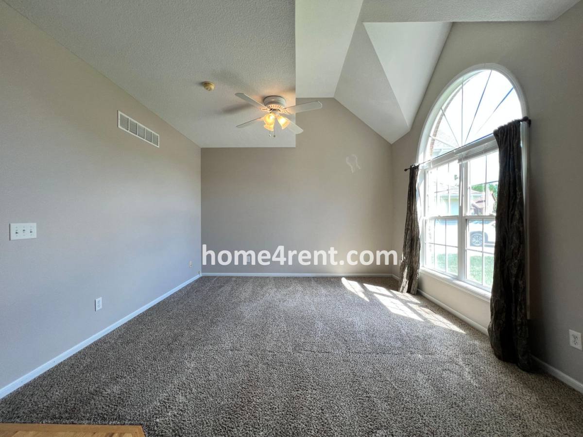 House for rent at 8310 NW 77th Terrace, Kansas City, MO 64152