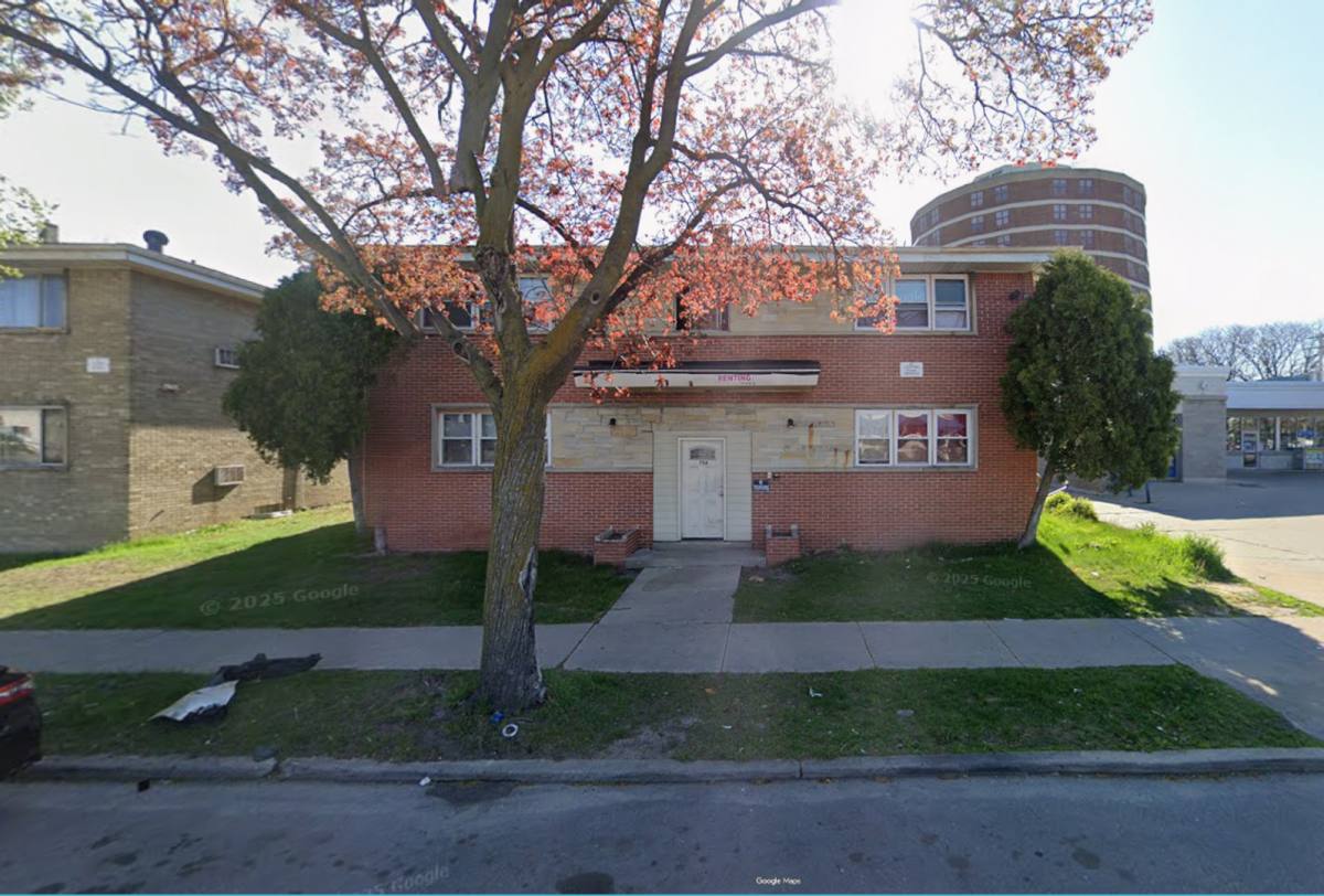 Apartment for rent at 754 S Layton Blvd, Milwaukee, WI 53215