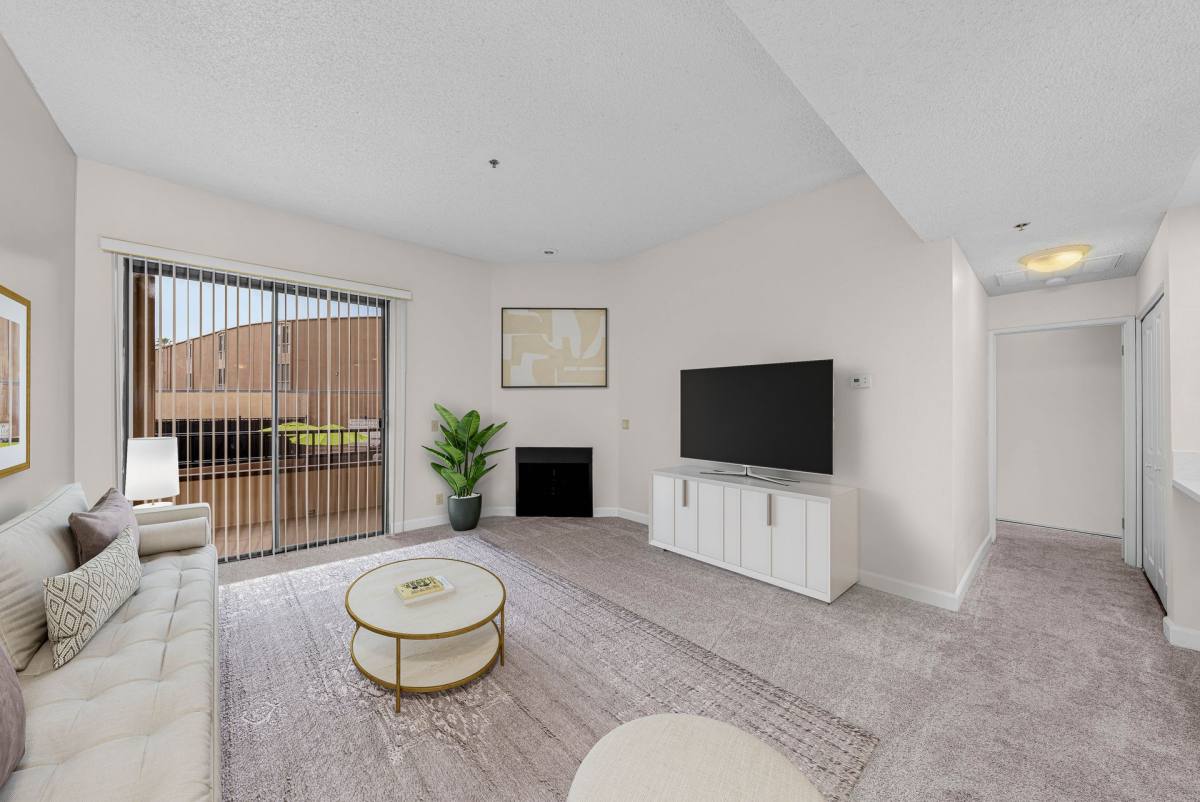 Apartment for rent at 6621 Montezuma Rd, San Diego, CA 92115