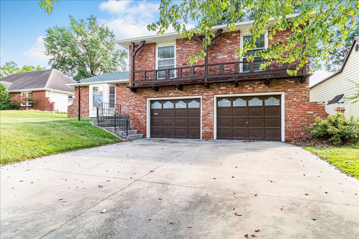 House for rent at 318 Goodrich, Warrensburg, MO 64093
