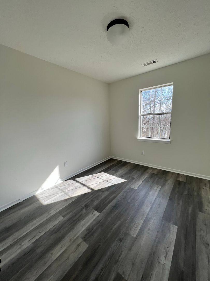 Apartment for rent at 802 Aubrey Ave, Chattanooga, TN 37411