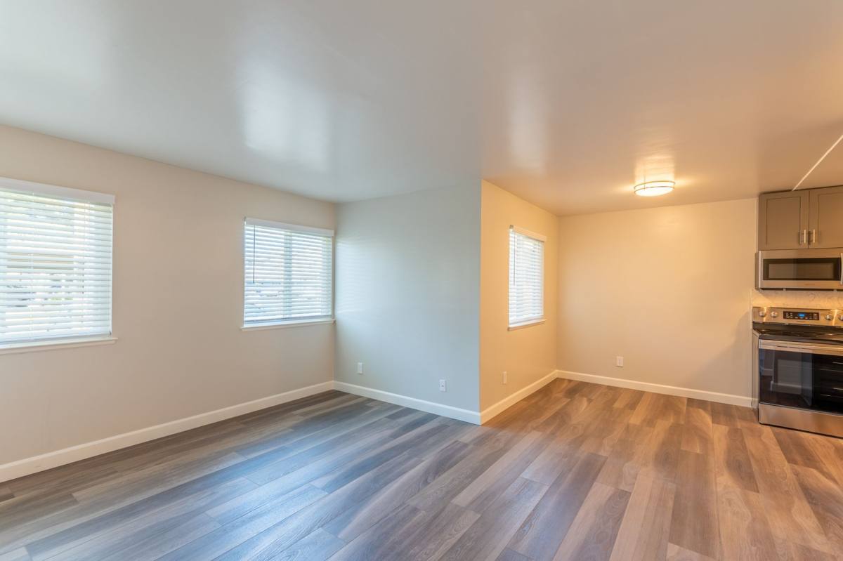 Apartment for rent at 230 E Alvin Dr, Salinas, CA 93906