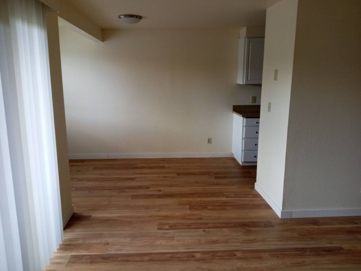 Apartment for rent at 11002 35th Ave NE, Seattle, WA 98125