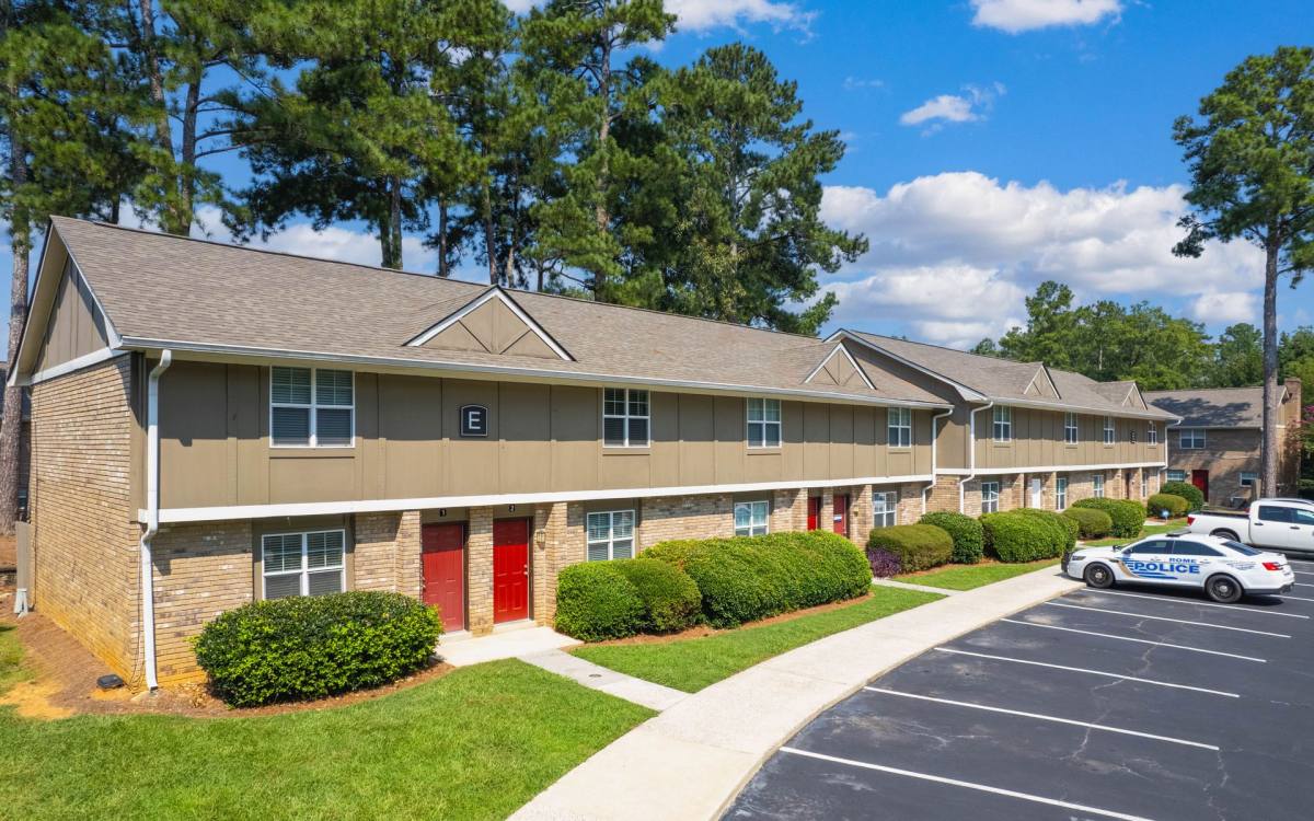 Apartment for rent at 600 Redmond Rd, Rome, GA 30165