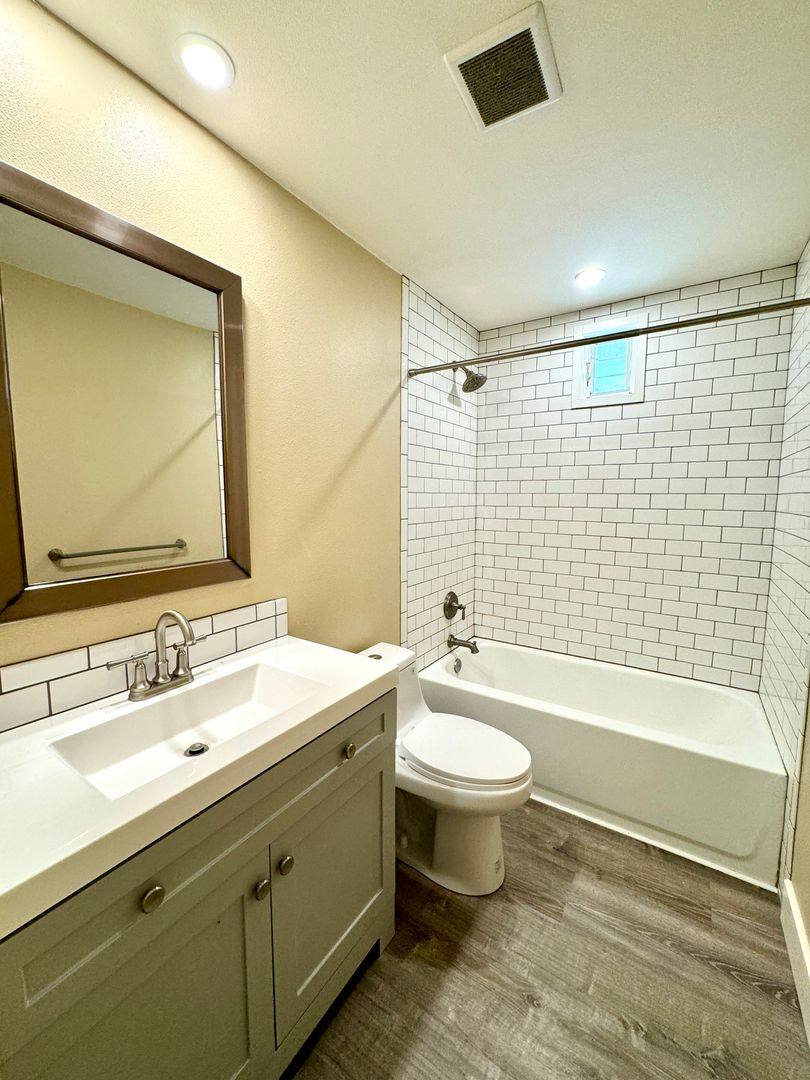 Apartment for rent at 781 High School Rd, Bainbridge Island, WA 98110