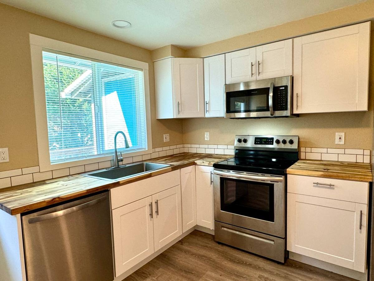 Apartment for rent at 781 High School Rd, Bainbridge Island, WA 98110