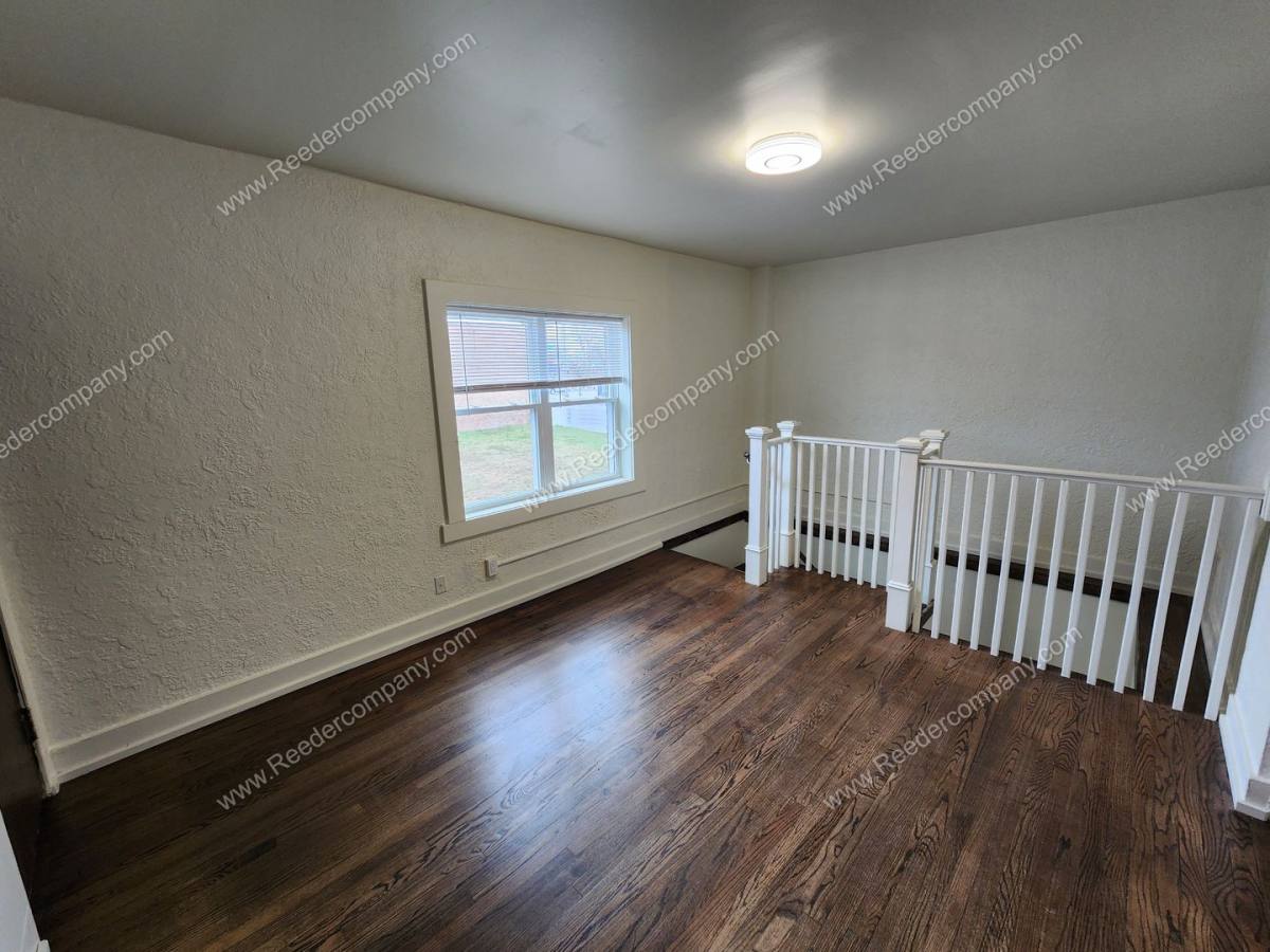 Apartment for rent at 1916 Calumet Ave, Whiting, IN 46394