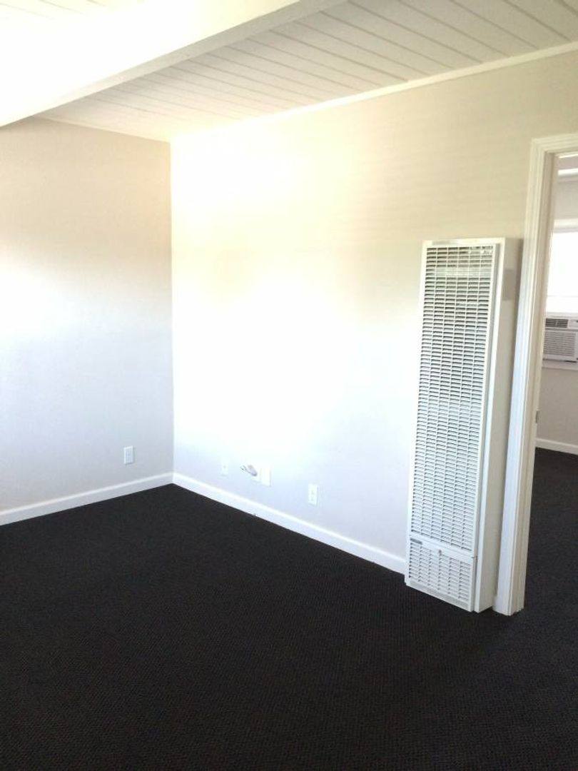 Apartment for rent at 370 N Fair Oaks Ave, Sunnyvale, CA 94086