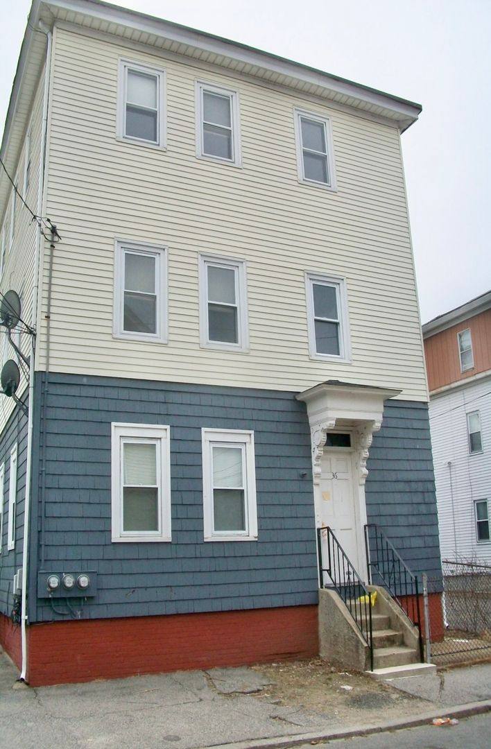 Apartment for rent at 36 Grape St, Providence, RI 02908