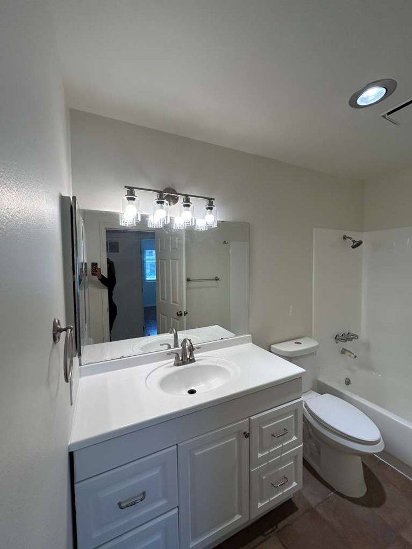 Condo for rent at 6811 Alvarado Rd, San Diego, CA 92120