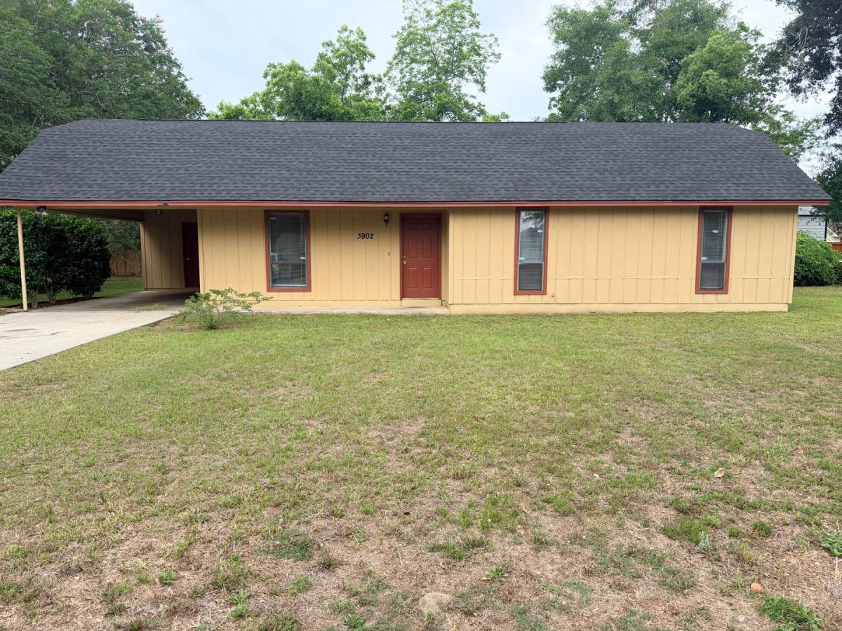 House for rent at 3902 Danube Circle, Valdosta, GA 31605