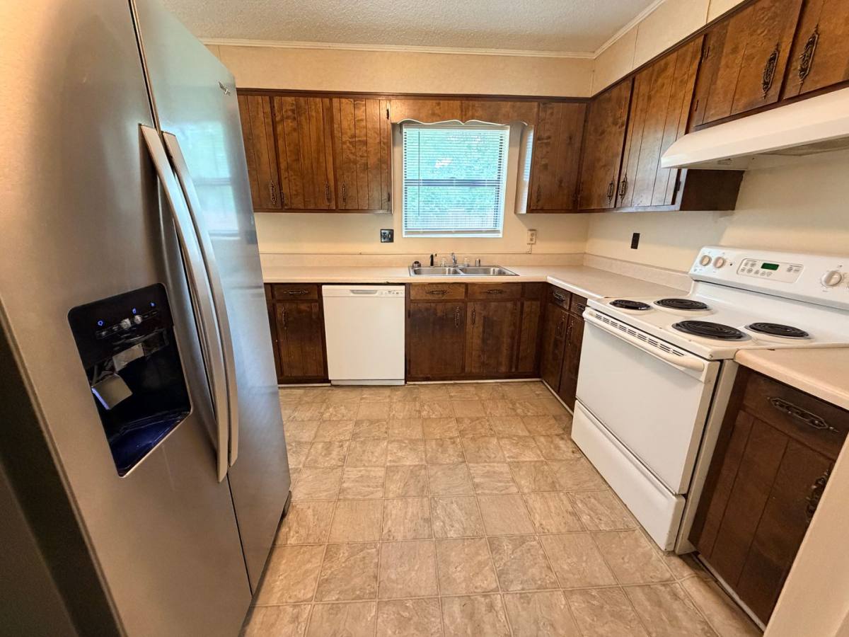 House for rent at 3902 Danube Circle, Valdosta, GA 31605