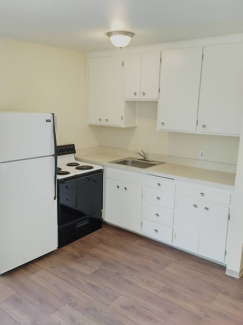 Apartment for rent at 423 11th Ave E, Seattle, WA 98102