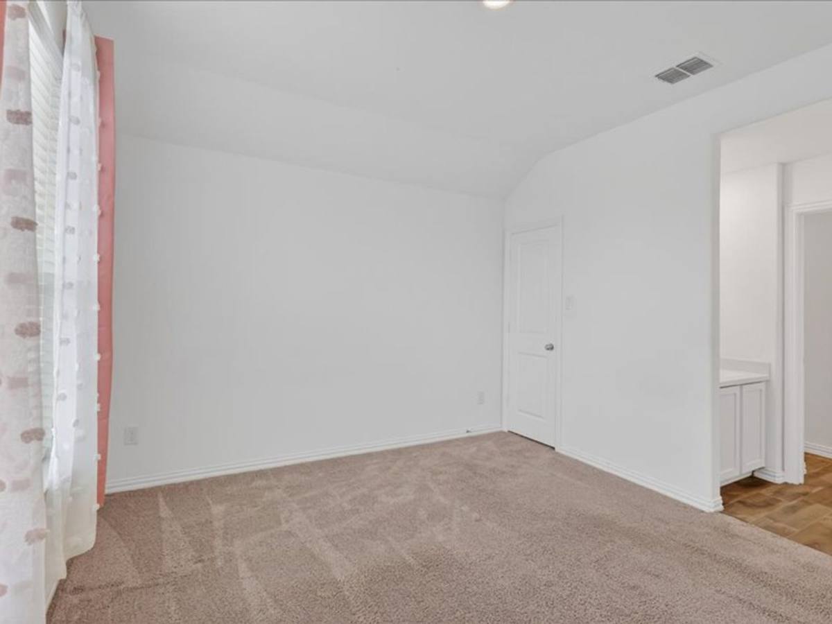 House for rent at 1501 Lake Grove Dr, Little Elm, TX 75068