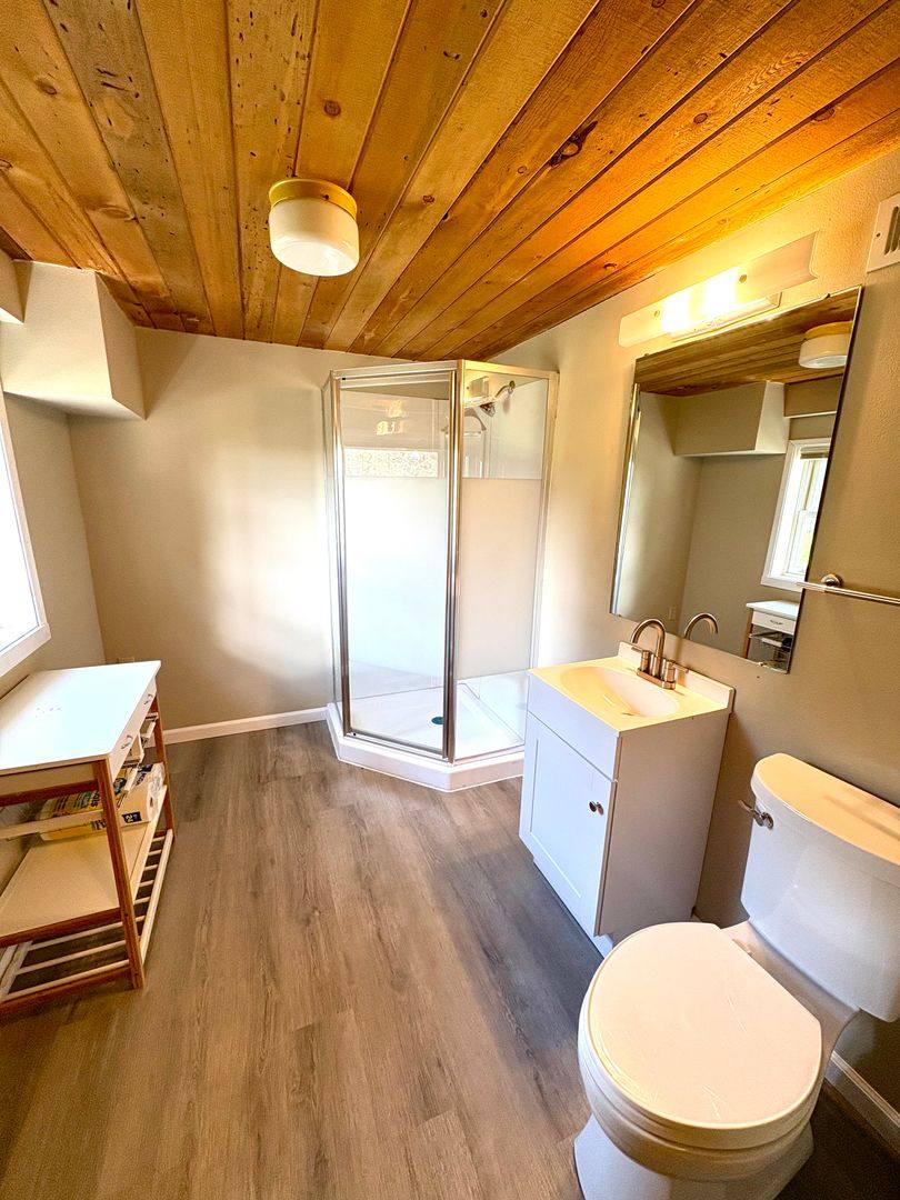 Apartment for rent at 2011 NW W Hills Ave, Bend, OR 97701