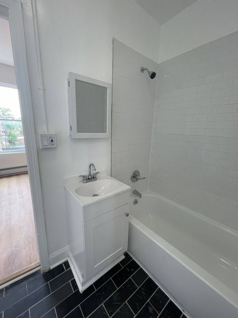 Apartment for rent at 193 Broadway, Newburgh, NY 12550