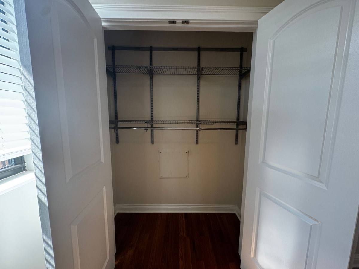 Apartment for rent at 1334-36 W Morse Ave, Chicago, IL 60626
