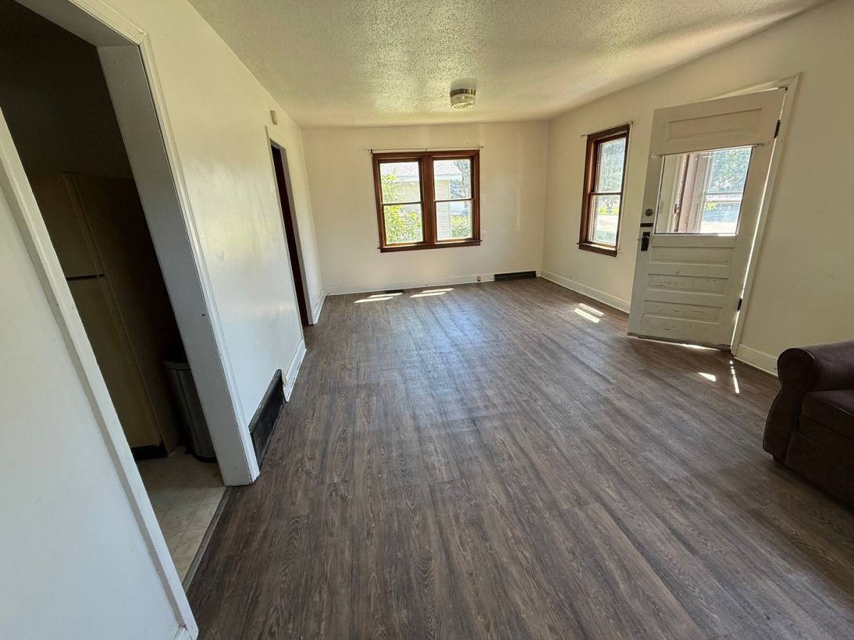 Apartment for rent at 182 3rd St NE, Watertown, SD 57201