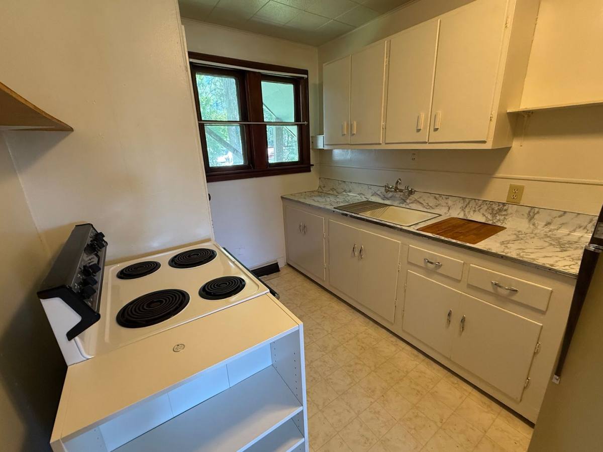 Apartment for rent at 182 3rd St NE, Watertown, SD 57201